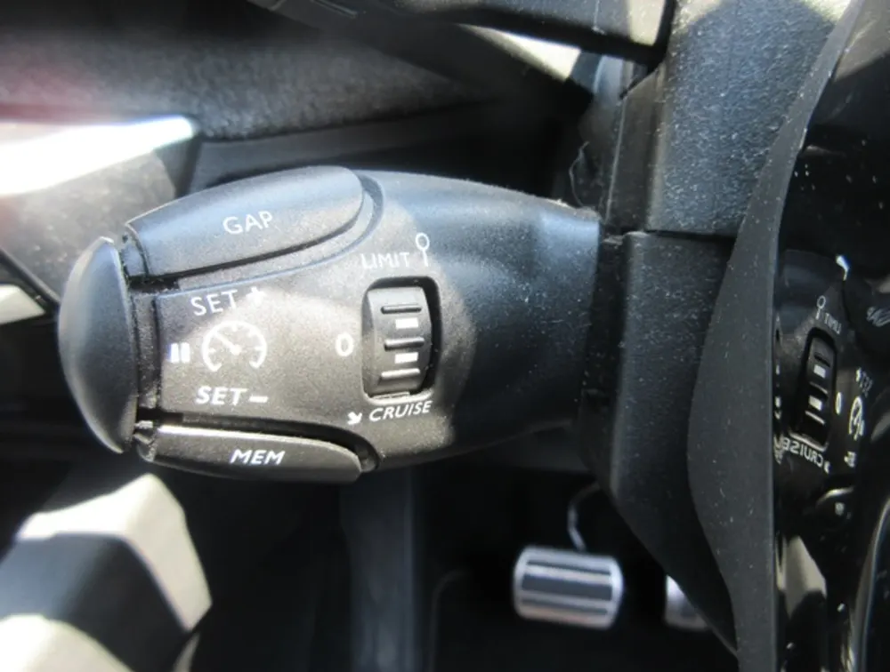 PEUGEOT 3008 GTLINE SUNROOF - PRG Motors Ltd
