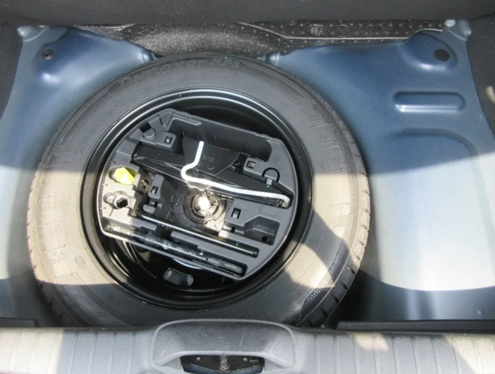 PEUGEOT 208 TECH EDITION MOONROOF - PRG Motors Ltd