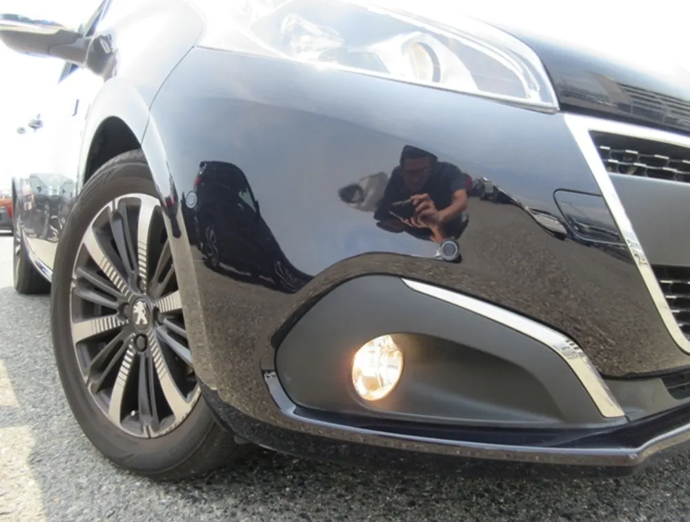 PEUGEOT 208 TECH EDITION MOONROOF - PRG Motors Ltd