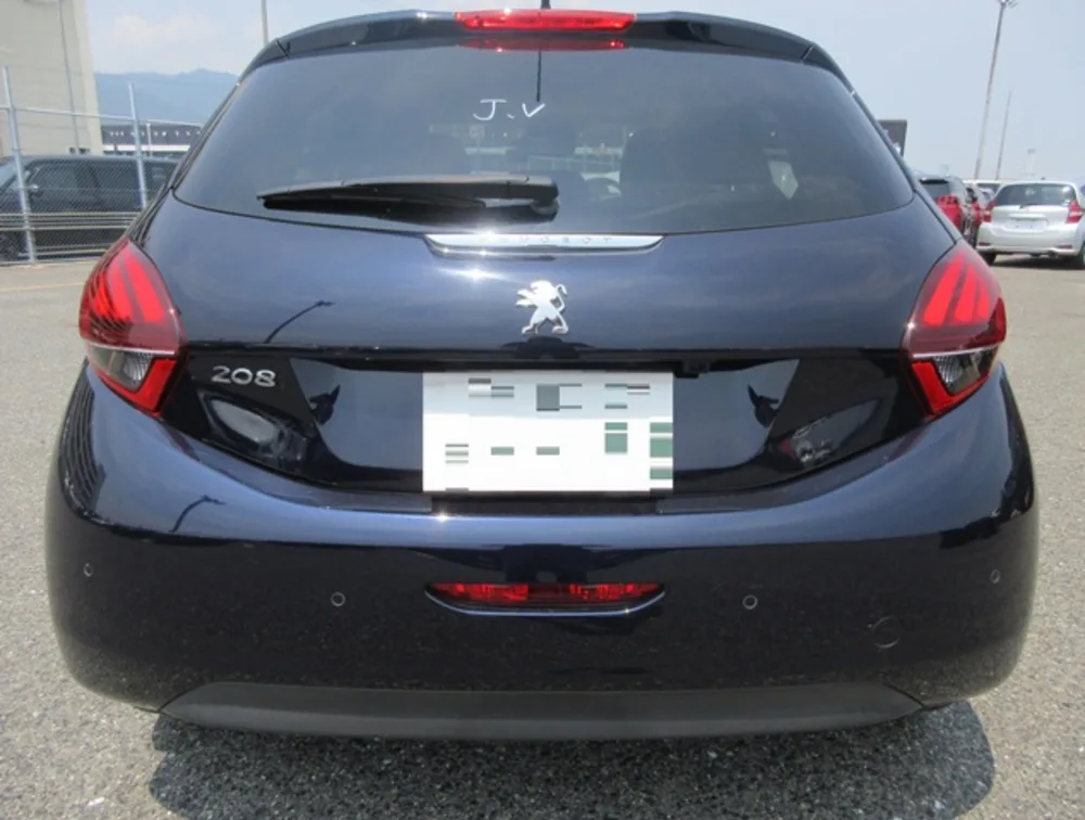 PEUGEOT 208 TECH EDITION MOONROOF - PRG Motors Ltd
