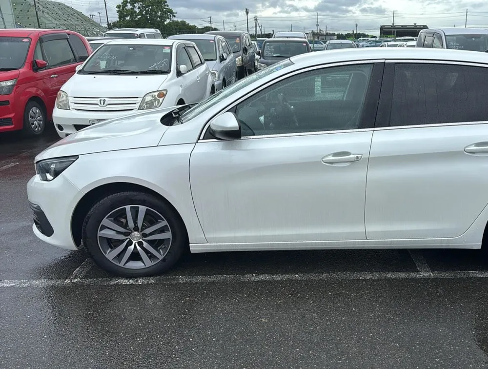 PEUGEOT 308 ALLURE - PRG Motors Ltd