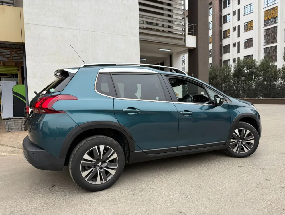 PEUGEOT 2008 ALLURE MOONROOF - PRG Motors Ltd