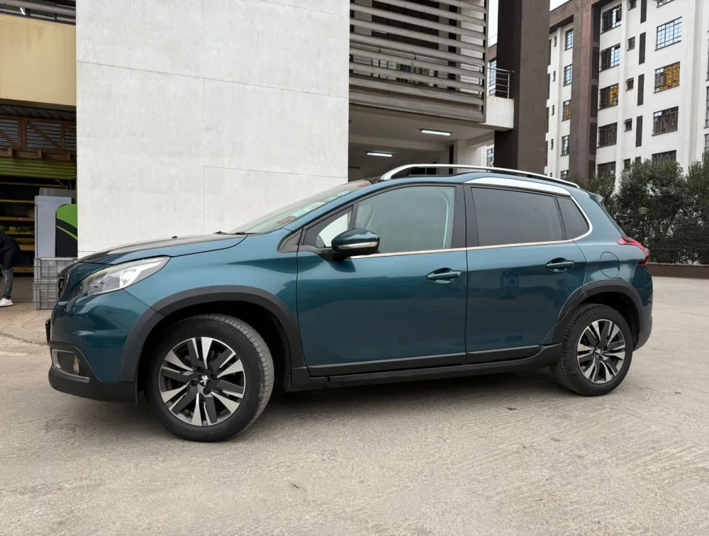 PEUGEOT 2008 ALLURE MOONROOF - PRG Motors Ltd