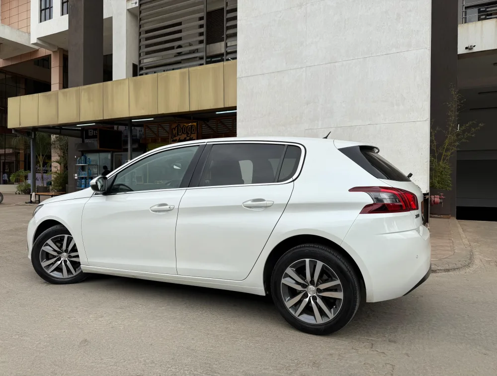 PEUGEOT 308 HATCHBACK DIESEL - PRG Motors Ltd