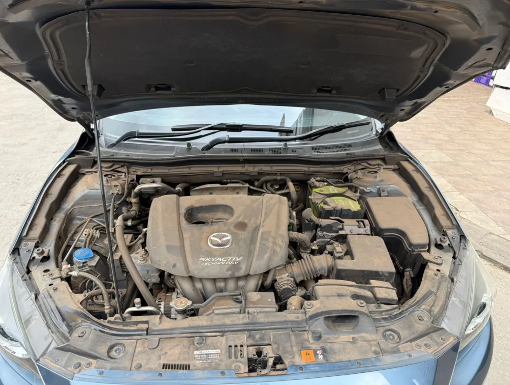 MAZDA AXELA SALOON - PRG Motors Ltd