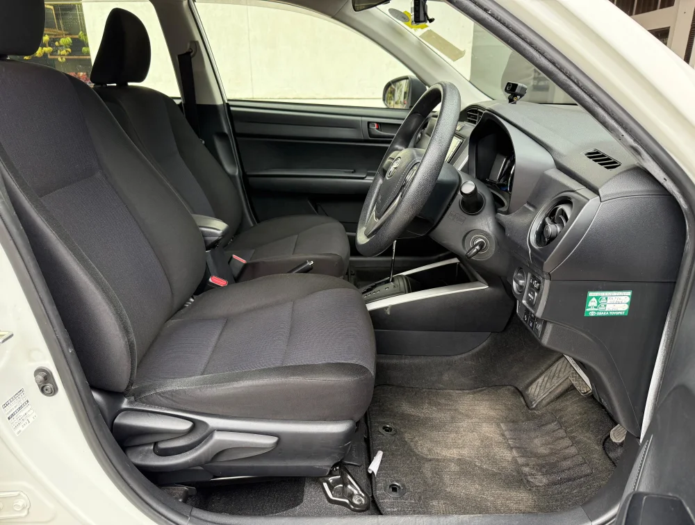 TOYOTA FIELDER HYBRID - PRG Motors Ltd