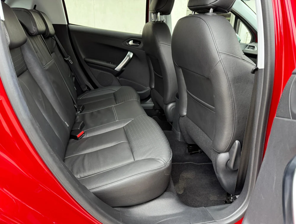 PEUGEOT 208 ALLURE FULL LEATHER SEATS - PRG Motors Ltd