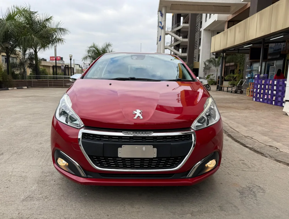 PEUGEOT 208 ALLURE FULL LEATHER SEATS - PRG Motors Ltd