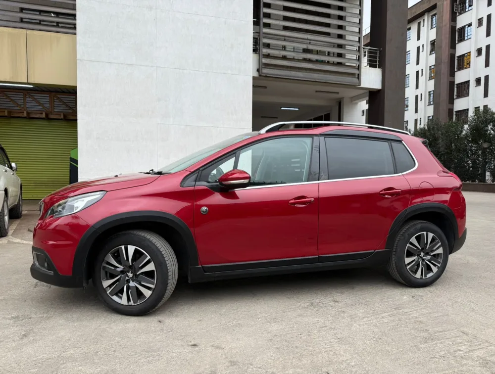 PEUGEOT 2008 CROSSCITY MOONROOF - PRG Motors Ltd