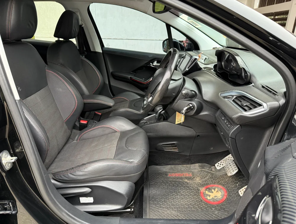 PEUGEOT 208 GTLINE - PRG Motors Ltd