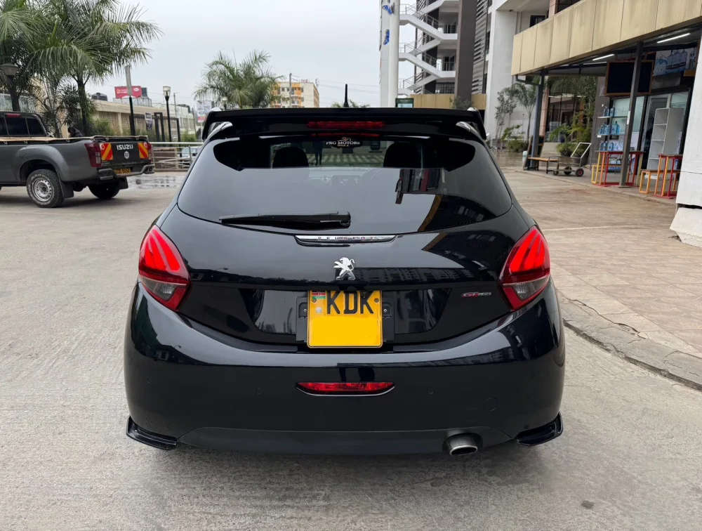 PEUGEOT 208 GTLINE - PRG Motors Ltd