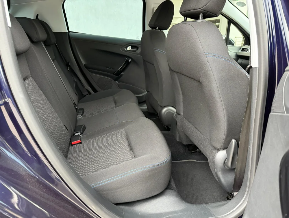 PEUGEOT 208 SIGNITURE - PRG Motors Ltd