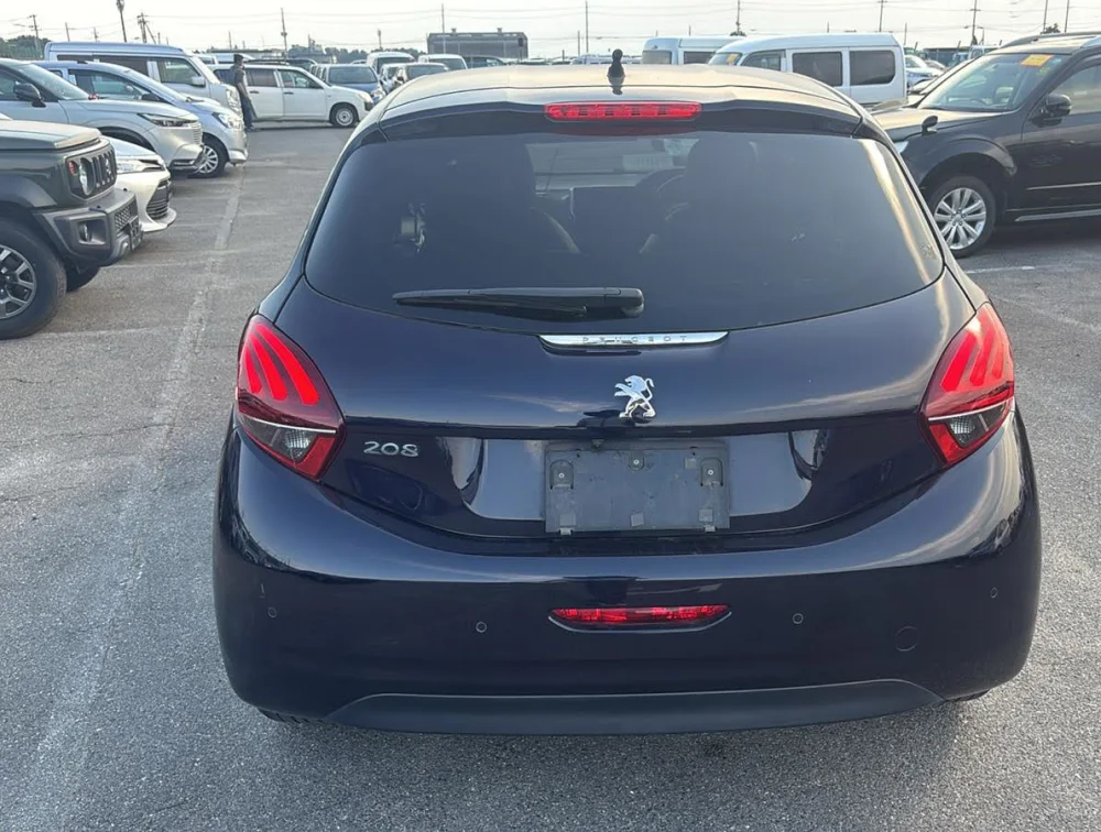 PEUGEOT 208 TECH EDITION LEATHER SEATS - PRG Motors Ltd