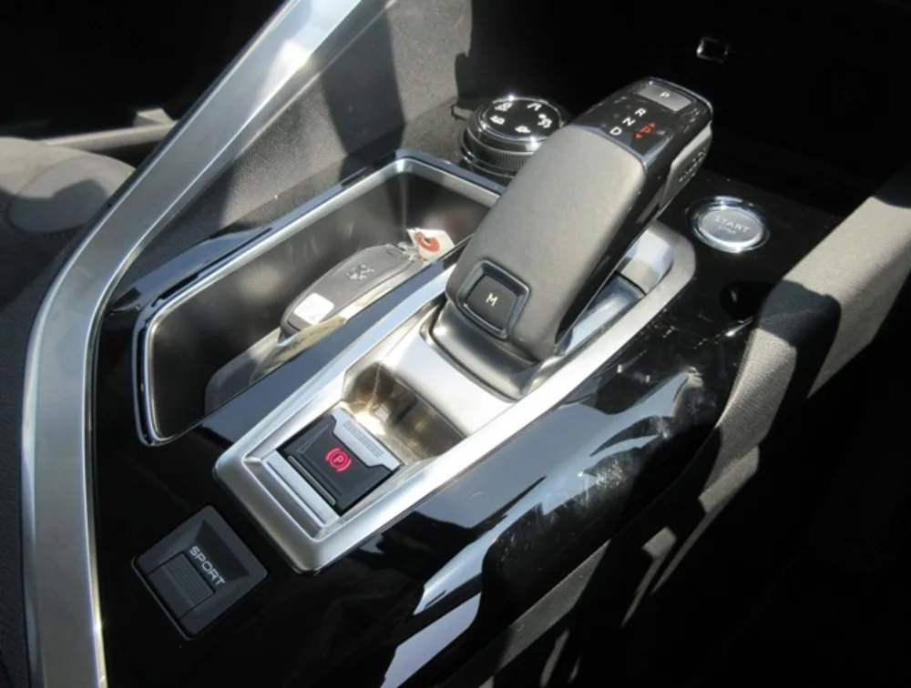 PEUGEOT 3008 CROSSCITY SUNROOF - PRG Motors Ltd