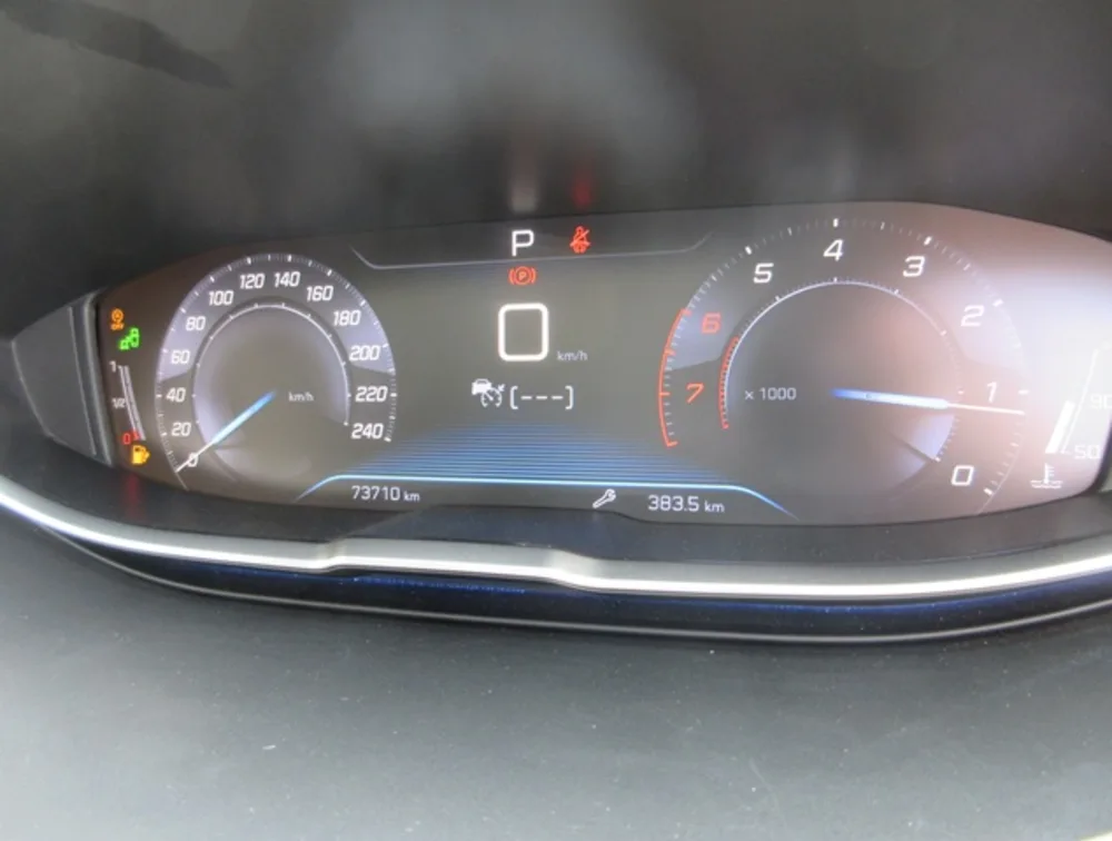 PEUGEOT 3008 CROSSCITY SUNROOF - PRG Motors Ltd