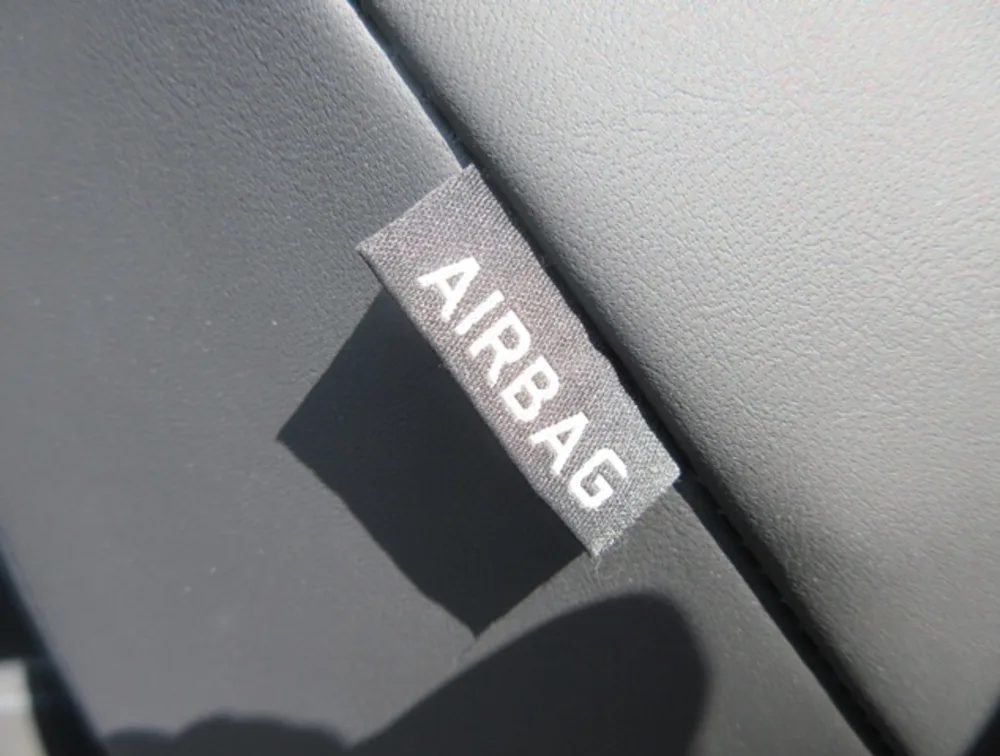 PEUGEOT 3008 CROSSCITY SUNROOF - PRG Motors Ltd