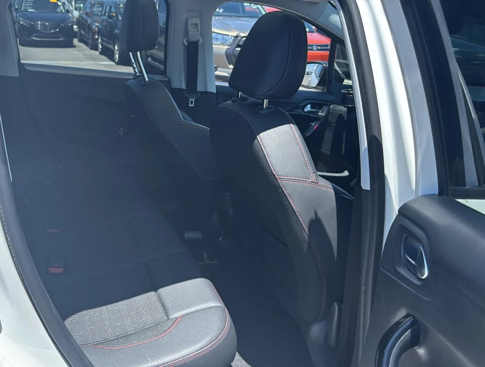 PEUGEOT 2008 GTLINE MOONROOF  - PRG Motors Ltd