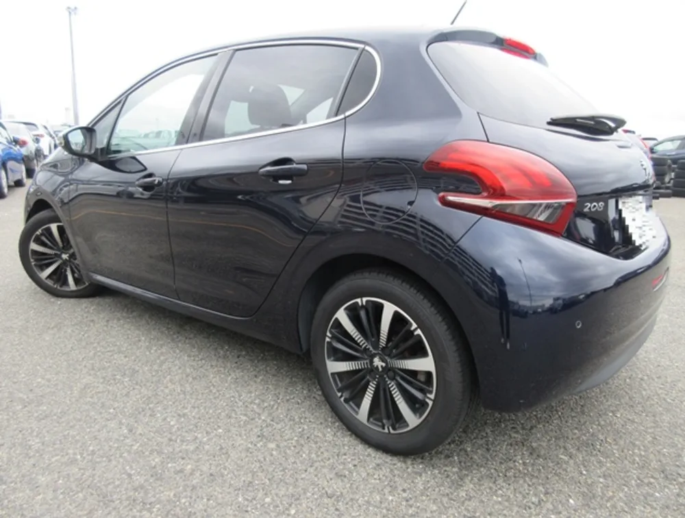 PEUGEOT 208 TECH EDITION - PRG Motors Ltd
