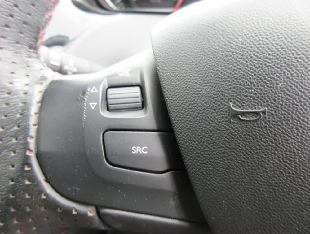 PEUGEOT 2008 GTLINE - PRG Motors Ltd