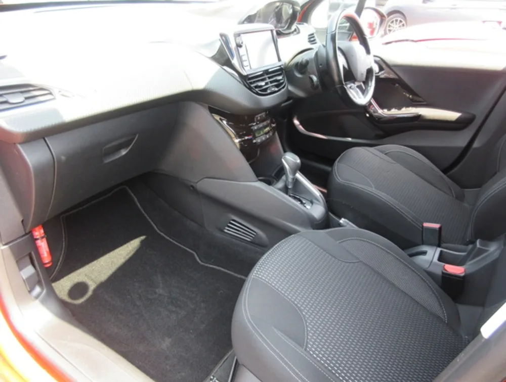PEUGEOT 208 ALLURE - PRG Motors Ltd