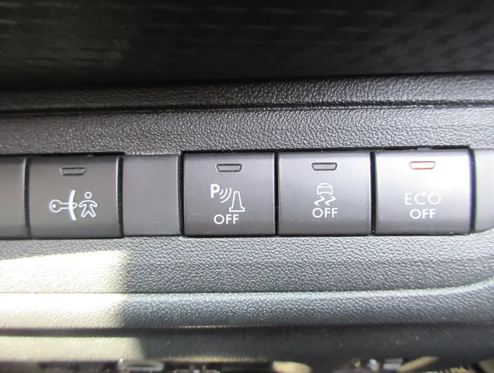 PEUGEOT 208 ALLURE - PRG Motors Ltd