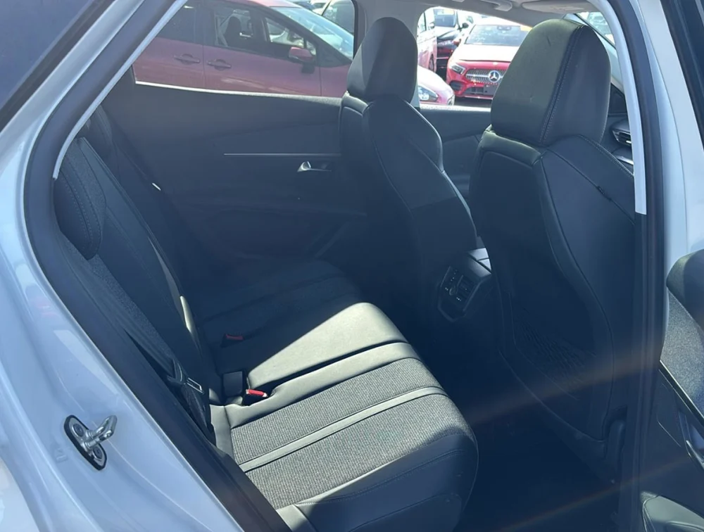 PEUGEOT 3008 ALLURE SUNROOF - PRG Motors Ltd