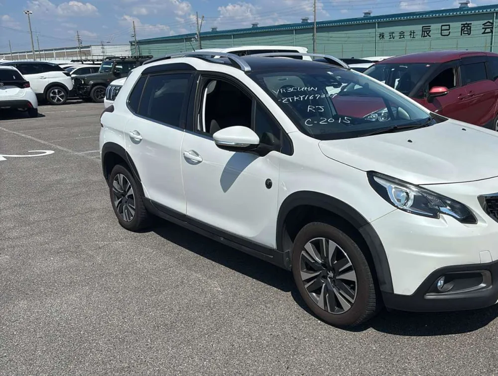PEUGEOT 2008 CROSSCITY MOONROOF