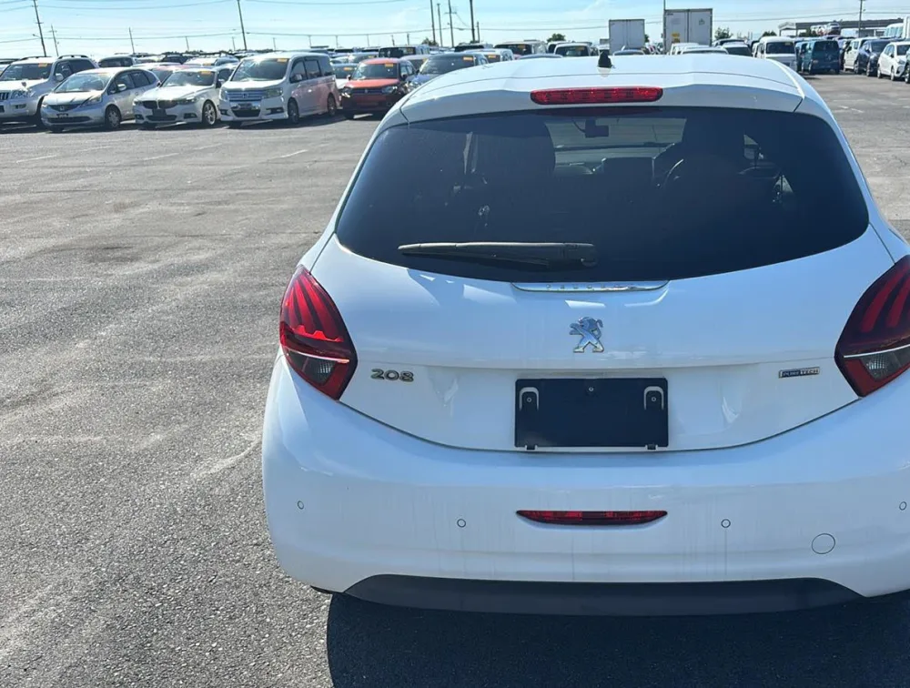 PEUGEOT 208 ALLURE - PRG Motors Ltd