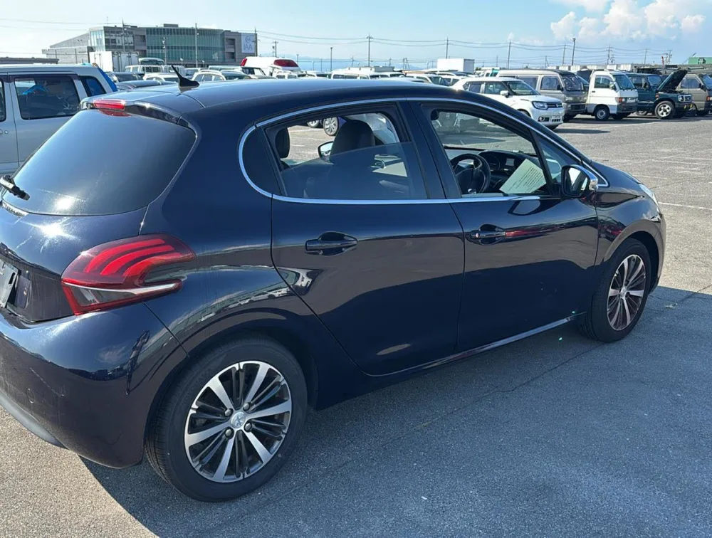 PEUGEOT 208 TECH EDITION - PRG Motors Ltd