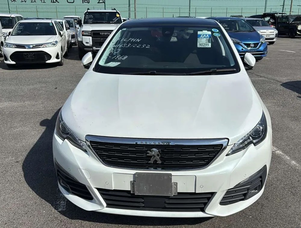 PEUGEOT 308 HATCHBACK MOONROOF - PRG Motors Ltd