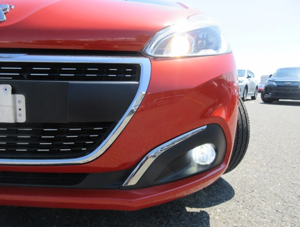 PEUGEOT 208 ALLURE - PRG Motors Ltd