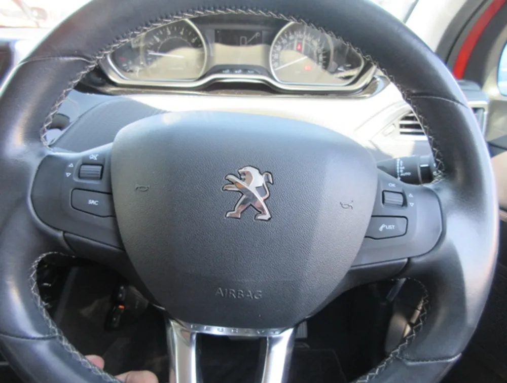 PEUGEOT 208 ALLURE - PRG Motors Ltd