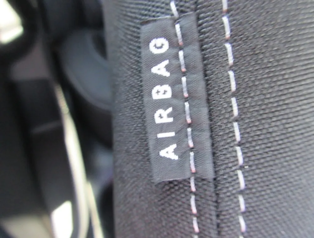 PEUGEOT 208 ALLURE - PRG Motors Ltd