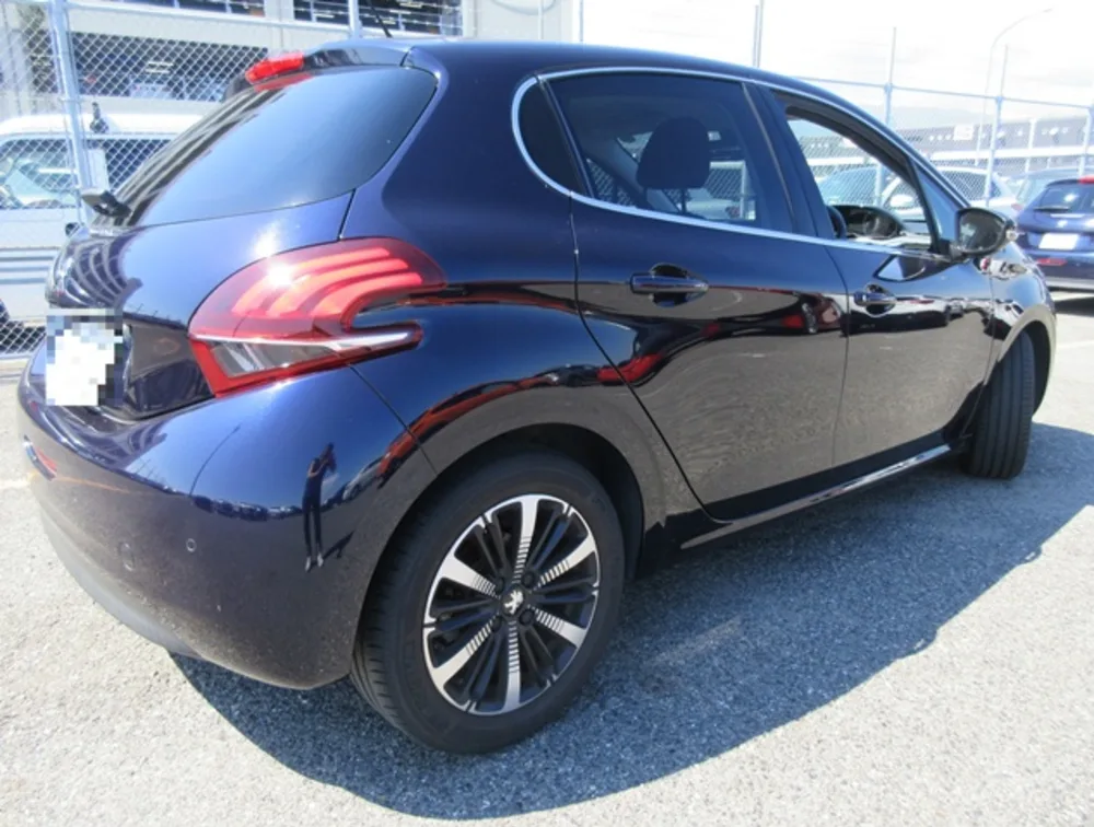PEUGEOT 208 TECH EDITION - PRG Motors Ltd