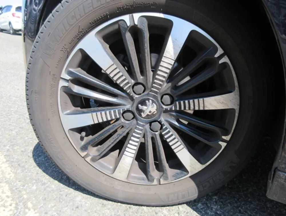 PEUGEOT 208 TECH EDITION - PRG Motors Ltd