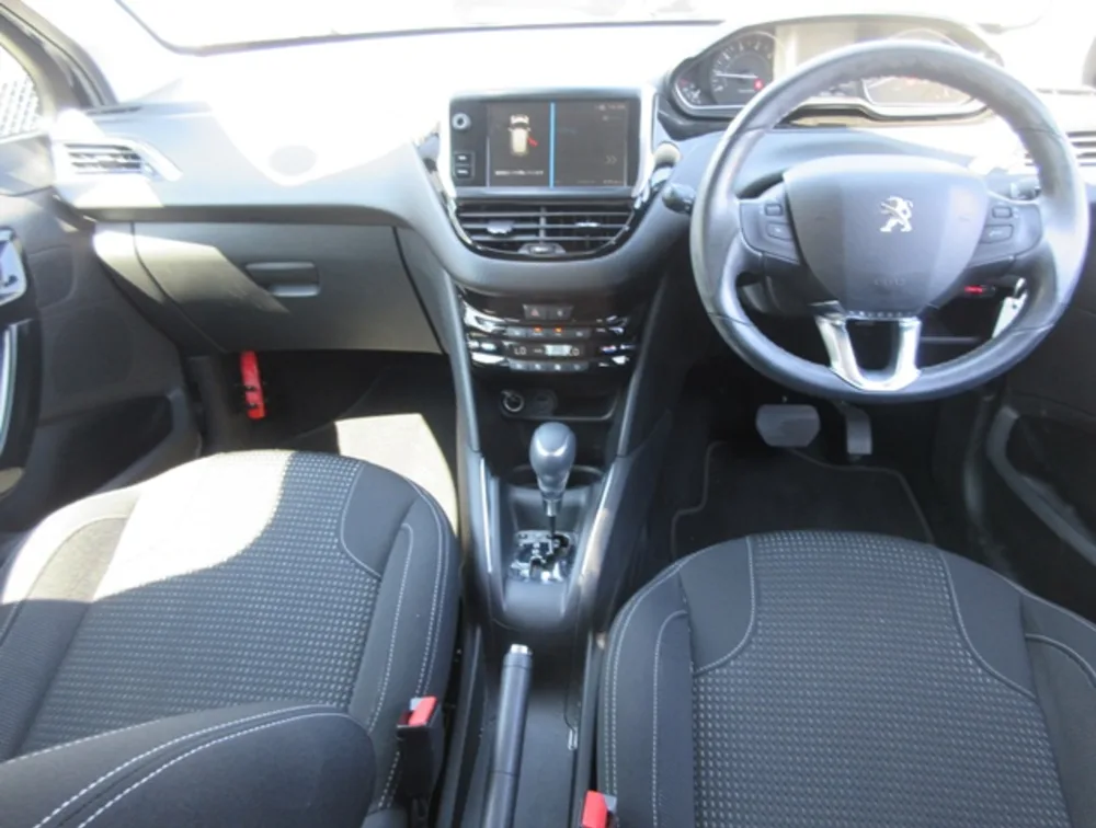 PEUGEOT 208 TECH EDITION - PRG Motors Ltd