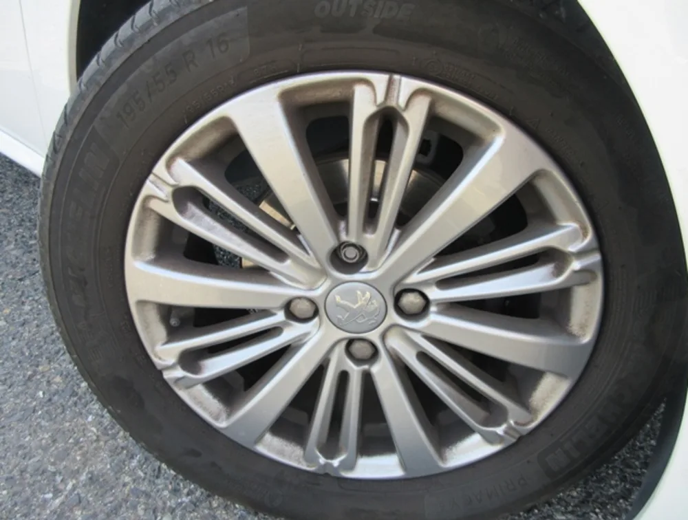 PEUGEOT 208 ALLURE - PRG Motors Ltd