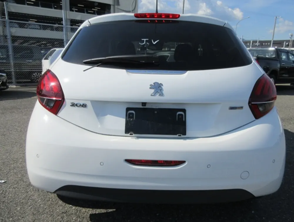 PEUGEOT 208 ALLURE - PRG Motors Ltd