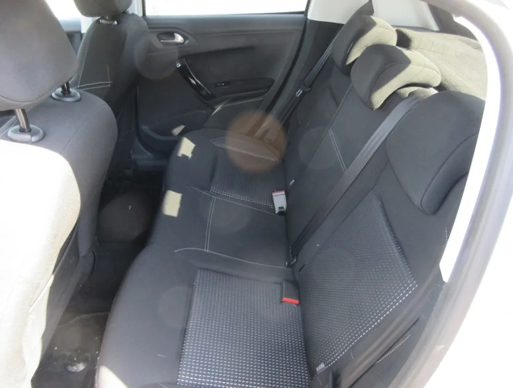 PEUGEOT 208 ALLURE - PRG Motors Ltd