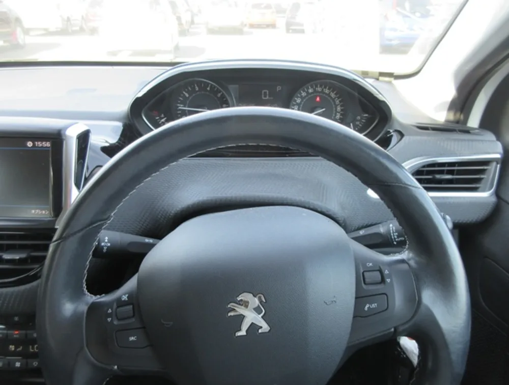 PEUGEOT 208 ALLURE - PRG Motors Ltd