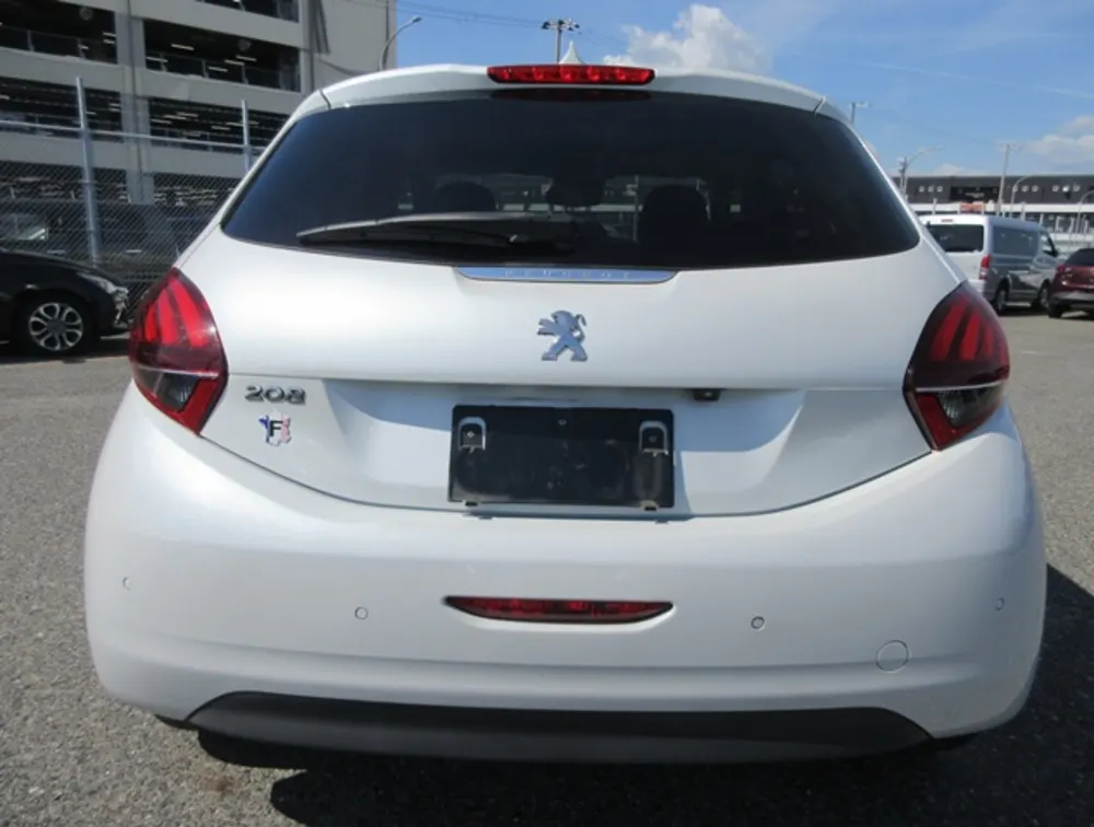 PEUGEOT 208 ALLURE - PRG Motors Ltd