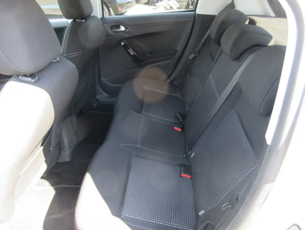PEUGEOT 208 ALLURE - PRG Motors Ltd