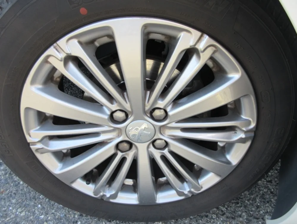 PEUGEOT 208 ALLURE - PRG Motors Ltd