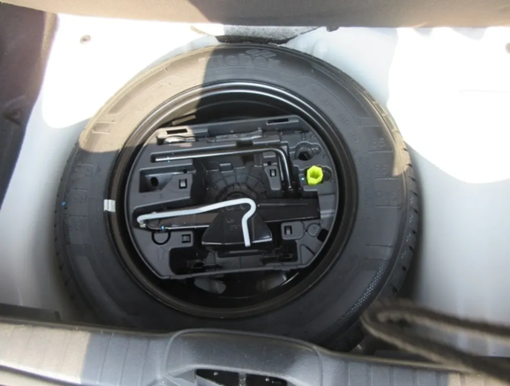 PEUGEOT 208 TECH EDITION MOONROOF - PRG Motors Ltd