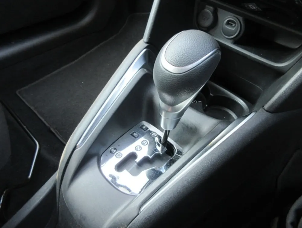 PEUGEOT 208 TECH EDITION MOONROOF - PRG Motors Ltd
