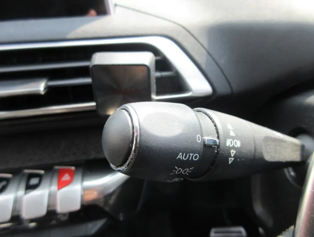 PEUGEOT 3008 CROSSCITY - PRG Motors Ltd