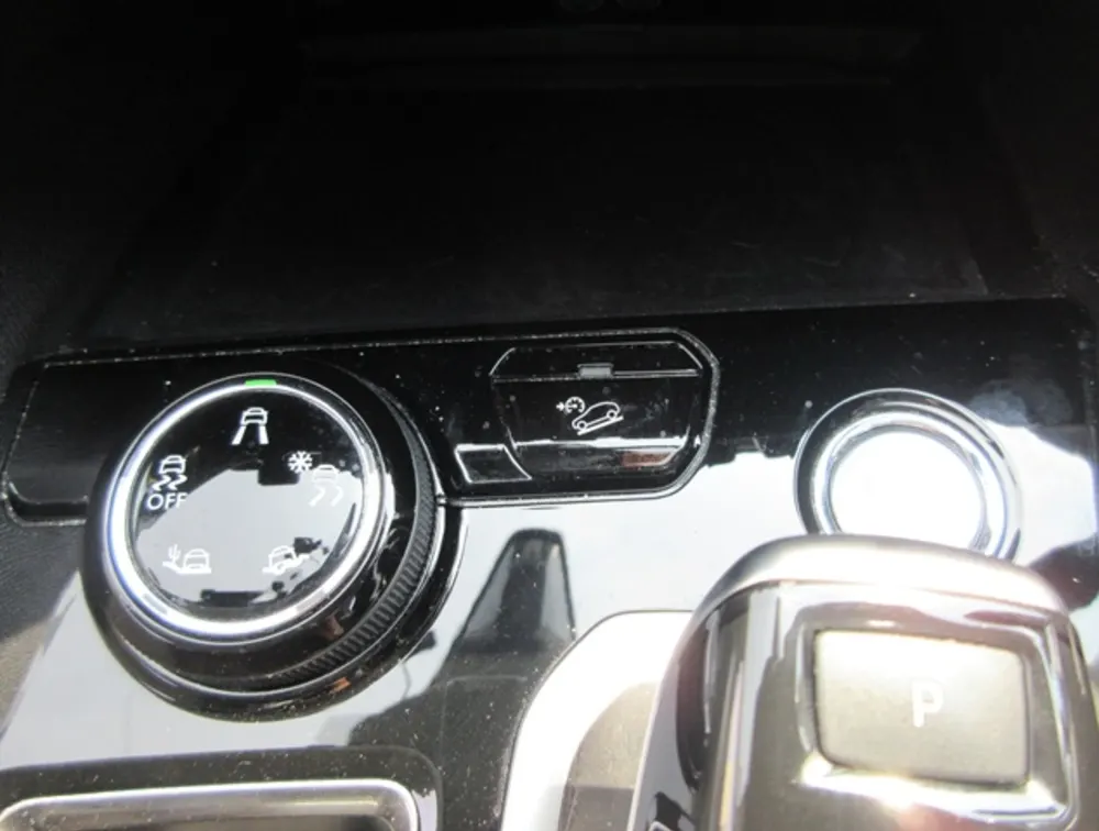 PEUGEOT 3008 CROSSCITY - PRG Motors Ltd