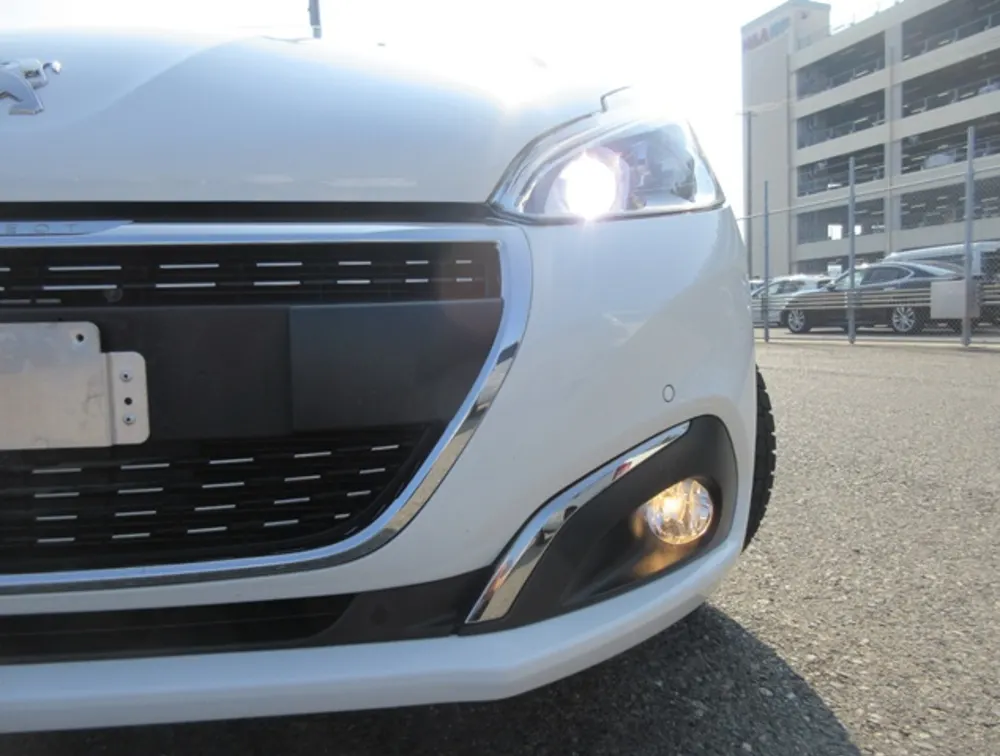 PEUGEOT 208 ALLURE - PRG Motors Ltd