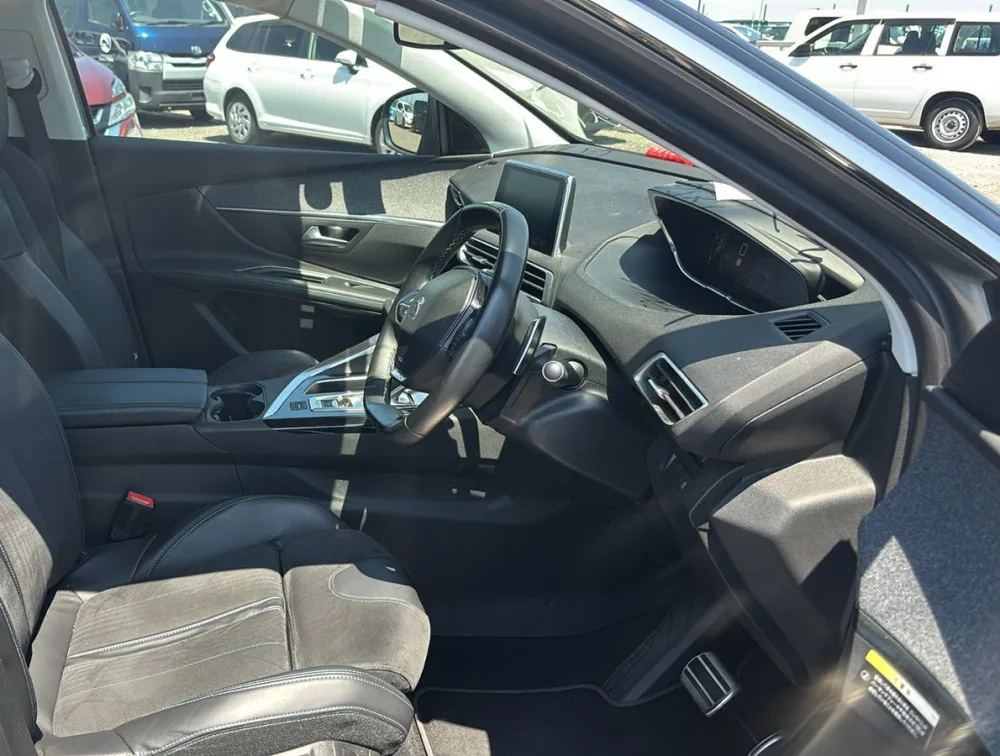 PEUGEOT 5008 CROSSCITY SUNROOF - PRG Motors Ltd