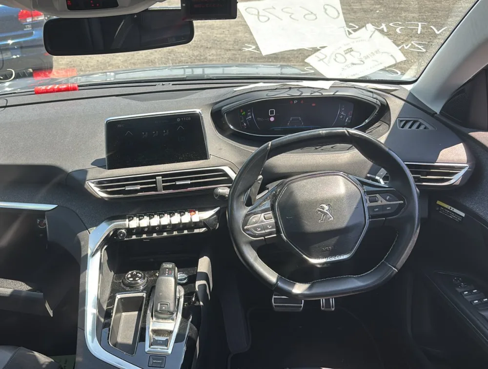 PEUGEOT 5008 CROSSCITY SUNROOF - PRG Motors Ltd